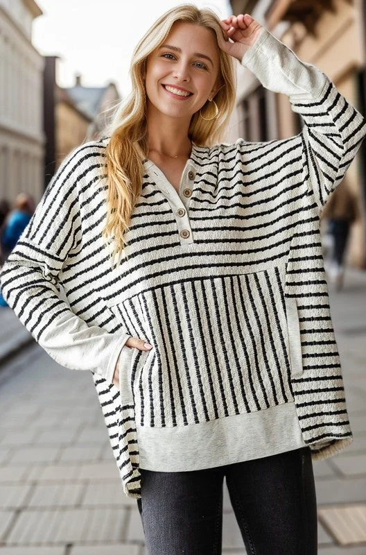 Printed Graphic Women Long Sleeve Top with a Bold StatementCAROL LONG SLEEVE STRIPE AND SOLID CONTRAST HOOIDE TOP