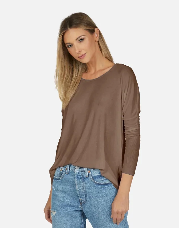 Cable - Knit Women Long Sleeve Top with a Cozy TextureHunter Core Draped Tee