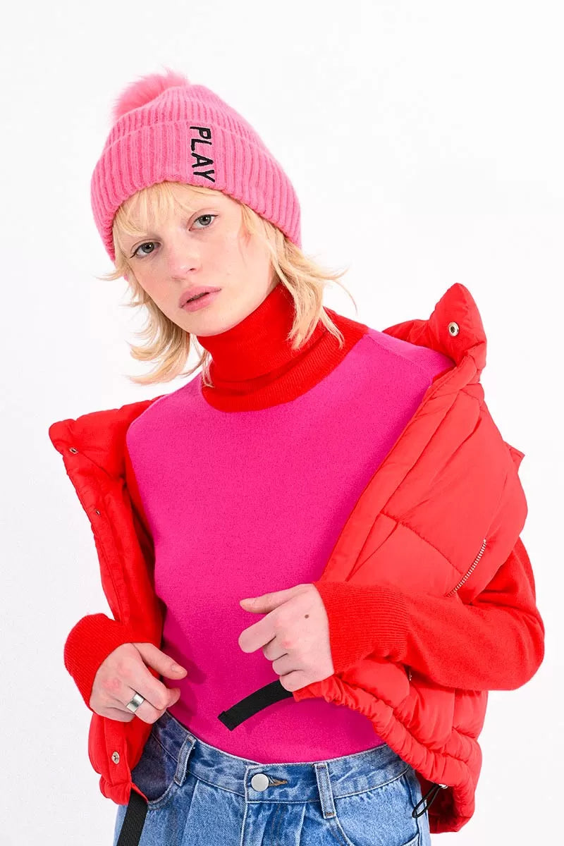 Cashmere Women Sweater with a Luxurious Soft TouchLili Sidonio Pink Knitted Hat