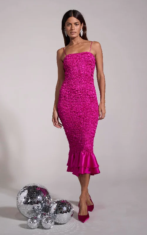 Little Black Women Dress with Sequins for a Glamorous Night OutLuiza Shirring Dress in Magenta