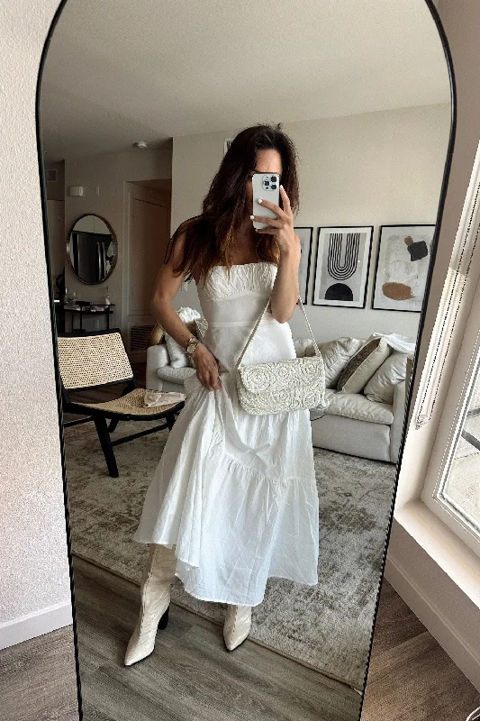 Mermaid - Style Women Dress with a Fitted Silhouette for Special OccasionsMagnolia White Linen Maxi Dress