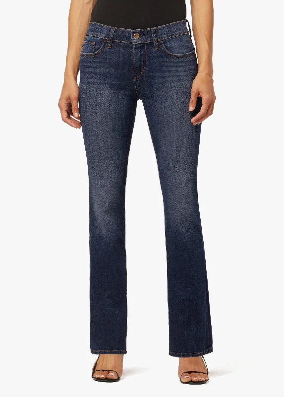 High - rise flare women jeans for a 70s - inspired lookTHE PROVOCATEUR