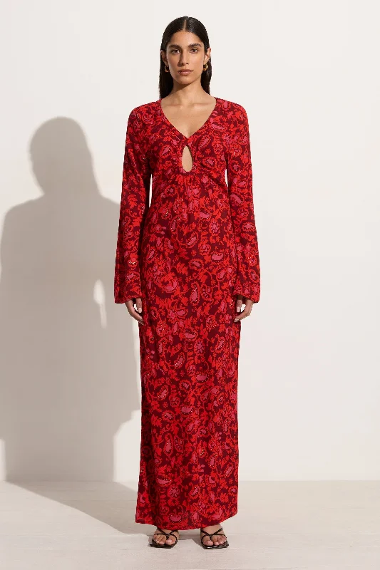 Mini Women Dress with a Short Hem for a Young and Trendy StyleSantino Maxi Dress Selcetta Paisley Red